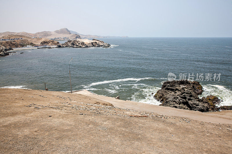 秘鲁利马附近的Punta Negra海岸和海湾